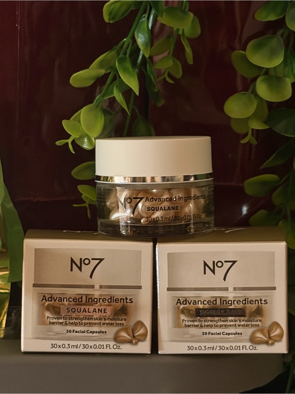 Squalane NO.7 Advanced Ingredients Facial Gold Capsules-Complimentary Face Mask - Picture 9 of 16
